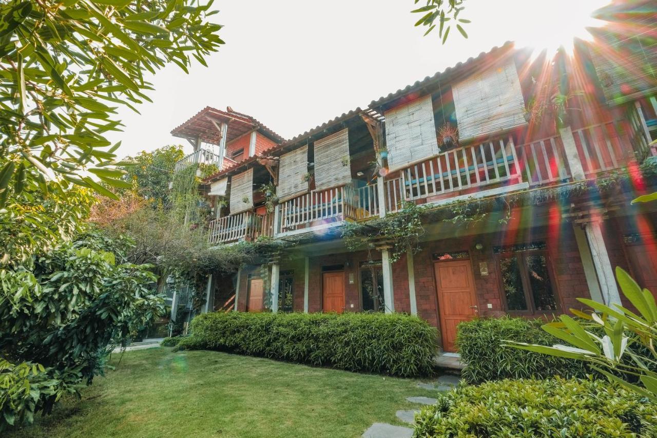 Djajanti House Bed & Breakfast เซอมารัง ภายนอก รูปภาพ