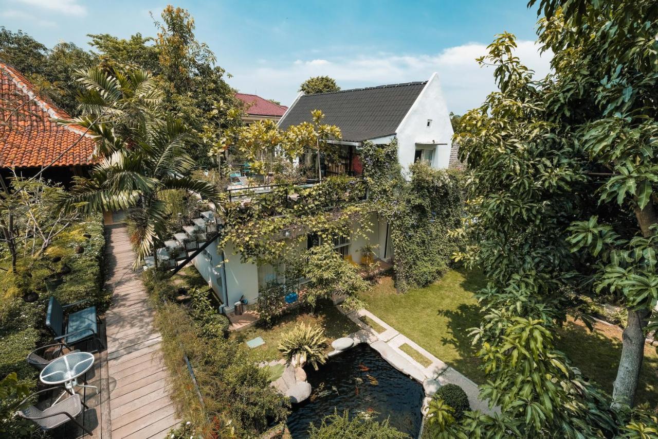 Djajanti House Bed & Breakfast เซอมารัง ภายนอก รูปภาพ