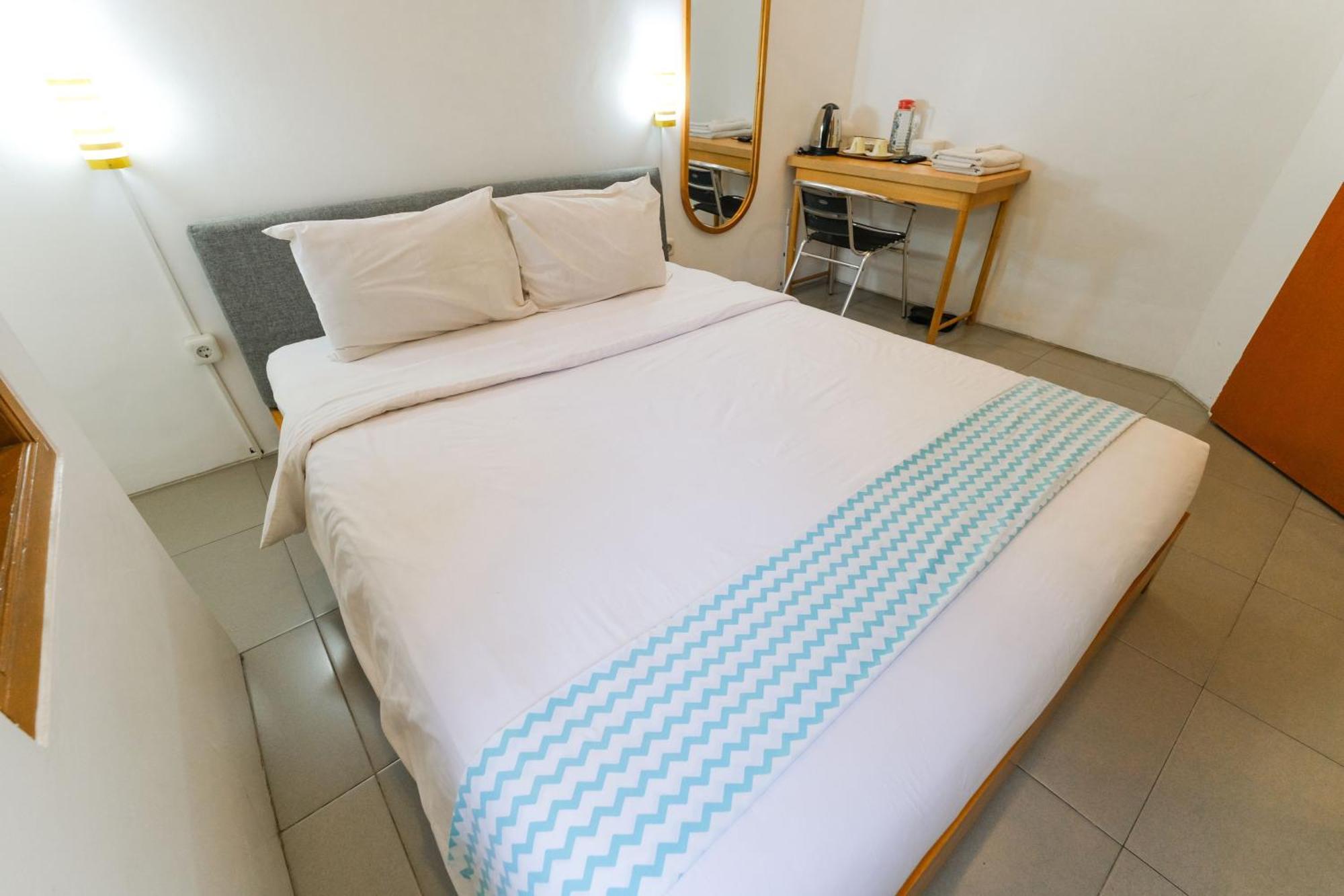 Djajanti House Bed & Breakfast เซอมารัง ภายนอก รูปภาพ