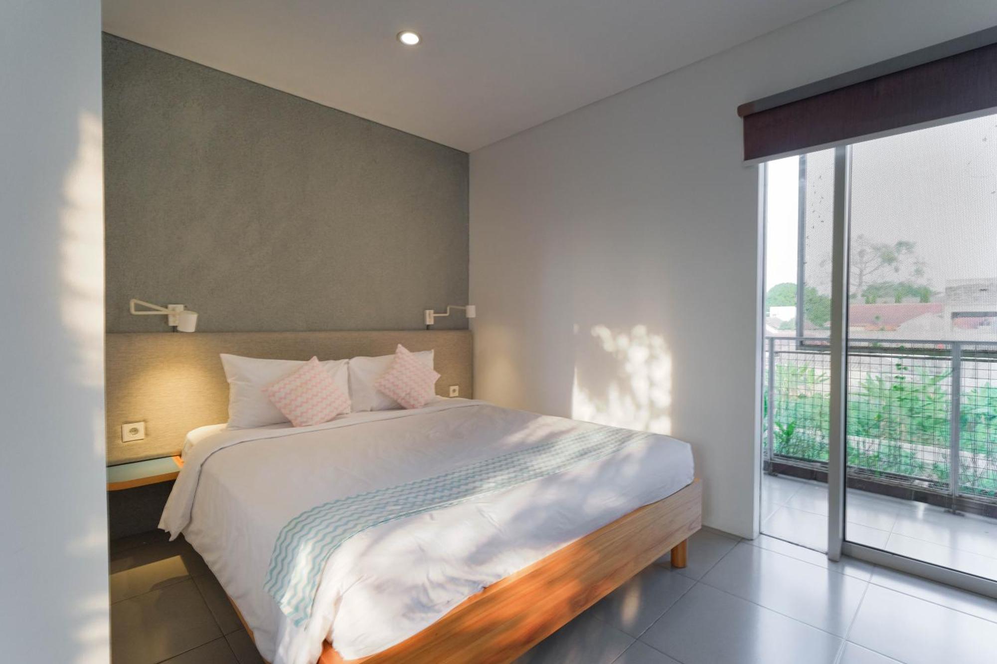 Djajanti House Bed & Breakfast เซอมารัง ภายนอก รูปภาพ